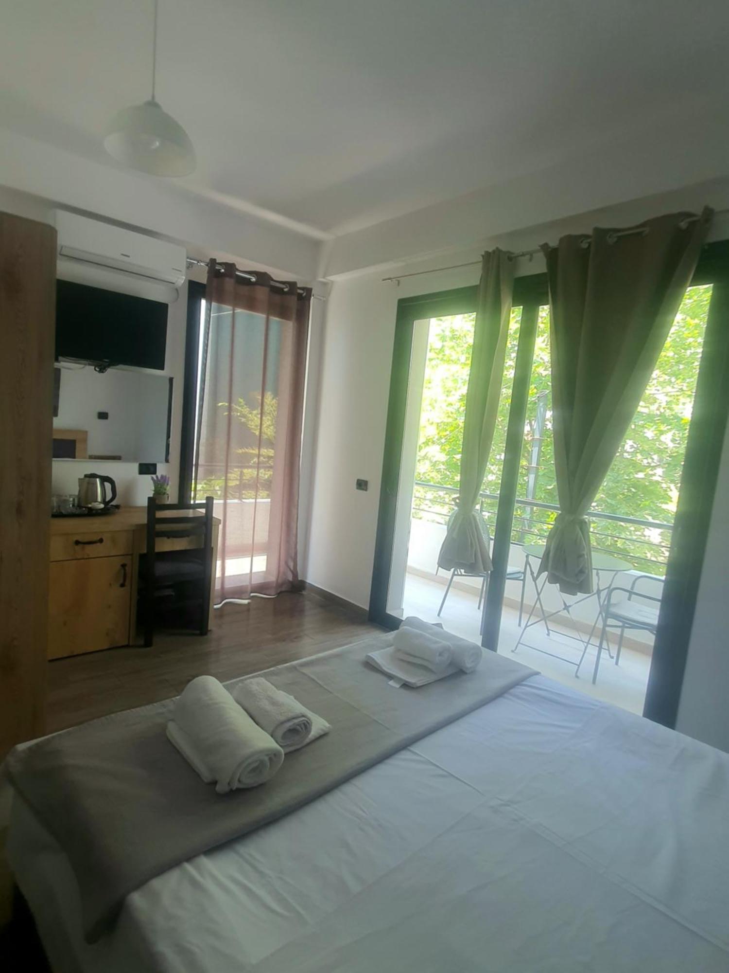 Lungomare Private Rooms Wlora Zewnętrze zdjęcie